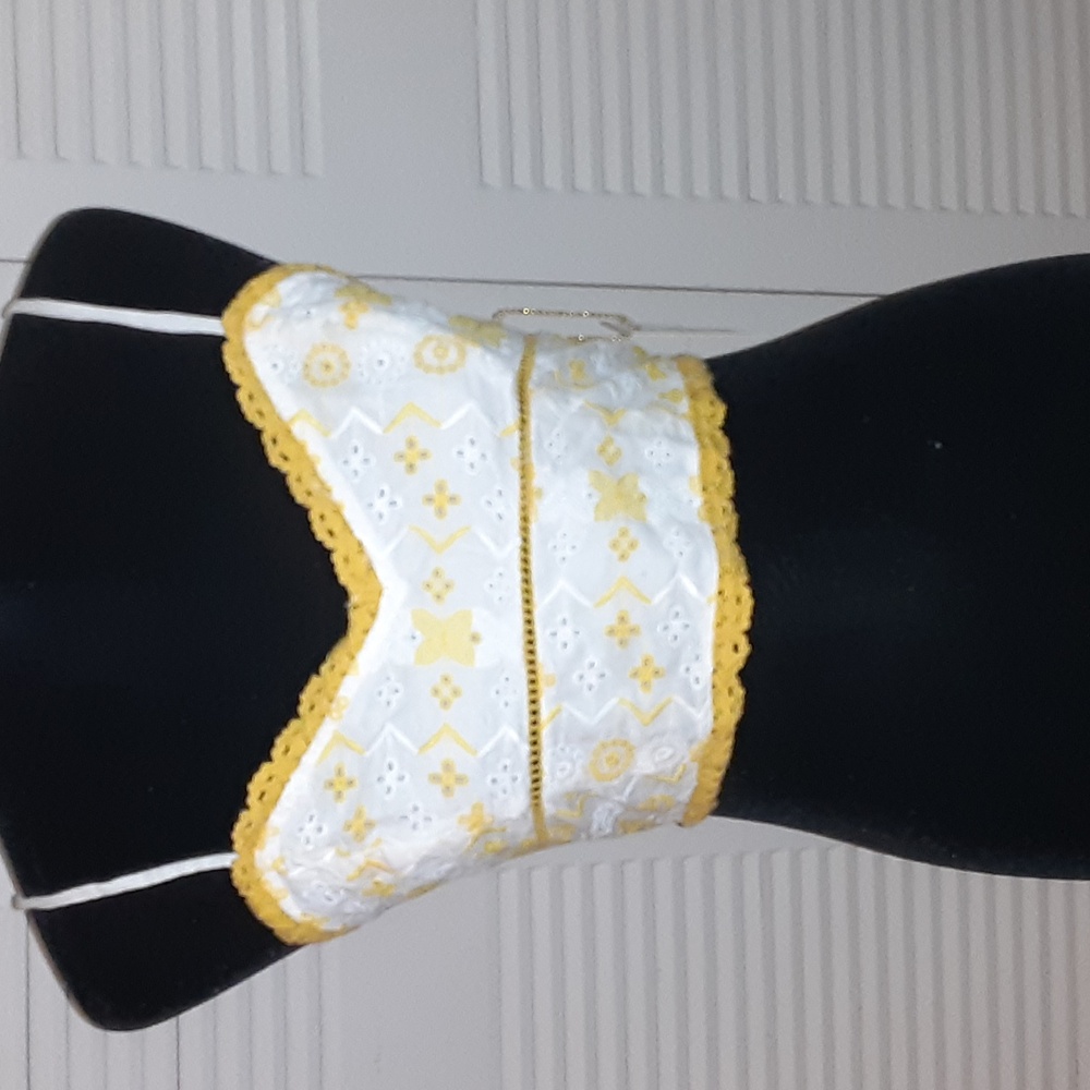 New Forever 21 Yellow and White Crop Top
